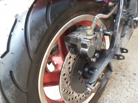 มอไซด์ขับเล่น