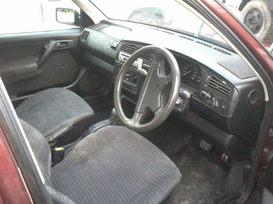 ขายด่วนครับ รถเก๋งโฟคเวนโต้ เครื่อง 1800 cc. รถสวยครับพร้อมใช้ราคาเบาๆครับ