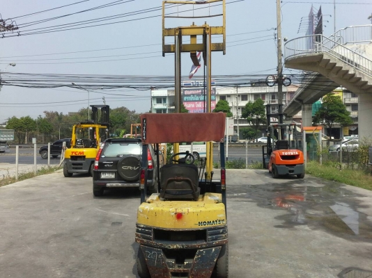 KOMATSU FD15-15 ขนาด1.5ตัน เสาสูง3เมตร เกียร์ธรรมดา เครื่องดีเซลC240 ชั่วโมงการใช้งาน2XXXชม. รถญี่ปุ่นแท้นำ รับประกันเครื่องเกียร์6เดือน ราคาต่อรองได้ 0816161541