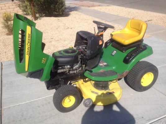 รถตัดหญ้านั่งขับ มือสองจากนอก John Deere 17แรงม้า