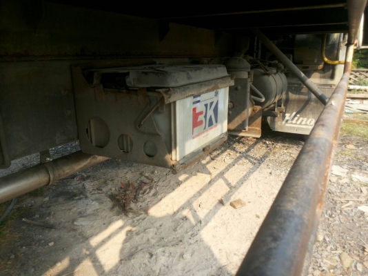 รถบรรทุก 6 ล้อใหญ่พื้นเรียบ HINO รุ่นFM3H ปี 2537 ราคา 465,000 บ.