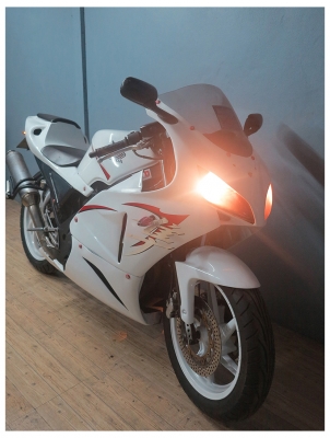 Honda VFR 400 ทะเบียนแท้ โอนขนส่ง ----------- Honda VFR 400 ทะเบียนแท้ โอนขนส่ง -----------
