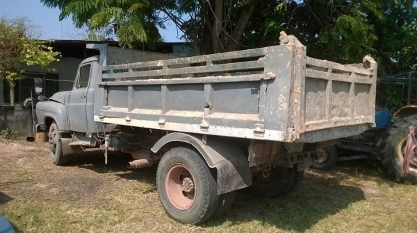 ขาย 6 ล้อหัวยาวดั้ม เครื่อง EH100 150 แรงม้า เฟืองท้าย ROCKY คัสซีสวยตลอดเส้น ทะเบียนพร้อมโอนครับ รถใช้งานอยู่