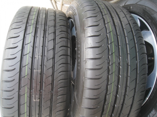 ขายล้อแม็กป้ายแดง HRV 17" พร้อมยางปี14 สนใจติดต่อเล็กคลองสามครับ 081-3747940