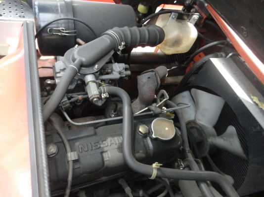 ขาย. รถโฟล์คลิฟท์ nissan  เครื่องยนต์เบนซิล+แก็ส เกียร์ ออโต้ TELESCOPIC FORK งาหดเข้า  ออก ได้