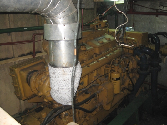 เรือเหล็ก มีทะเบียน,เอกสารครบ ตัวเรือ ยาว 17M กว้าง 4.5M ลึก 2.5M เครื่องยนต์ CAT 350HP 2 เครื่อง  พร้อมเครื่องปั่นไฟ Cummin 50KVA 1 เครื่อง