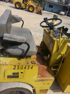 รถบดสั่นสะเทือน SAKAI  TW350 เก่าญี่ปุ่น