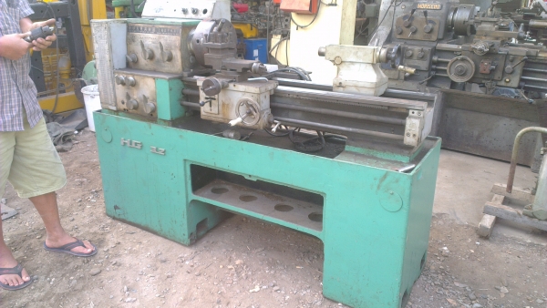 Sell> ขายแท่นกลึง 4 ฟุต 3 เพลา เบลคไฟฟ้า เครื่องสภาพสวย เหมาะกับงานเล็กๆ พร้อมใช้งานครับ