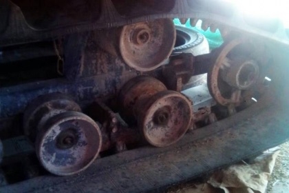 KUBOTA DC-70 รถเกี่ยวข้าว ปี 56 รถทำงานน้อย 688 ชม. เครื่องยนต์ 4 สูบแรงดีประหยัดน้ำมันสุดๆครับ ปั่นหน้ากว้าง 2 เมตรใช้งานคล่องตัวดีเร็วดีมากครับ ปล่อยเมล็ดข้าวแบบรองกระสอบได้ทั้งด้านข้างและด้านหลังครับสะดวกมาก ช่วงล่างเต็มแน่นดี พร้อมทำงานได้เลย ราคาต่อร