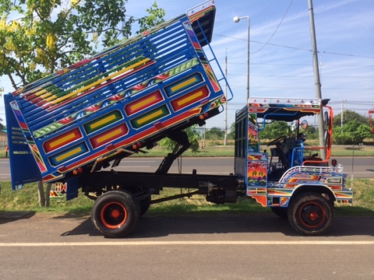 ขาย รถต่อใหม่ 6 ล้อดั้มครับ