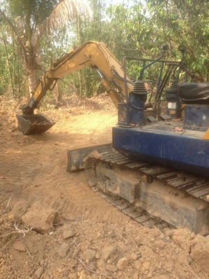 รถบรรทุก 6 ล้อเล็กดั๊มพ์ได้ พร้อมรถแม็คโคร ราคา 480,000 บ.