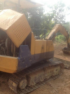 รถบรรทุก 6 ล้อเล็กดั๊มพ์ได้ พร้อมรถแม็คโคร ราคา 480,000 บ.