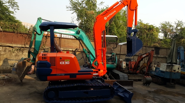 ขาย รถขุด HITACHI รุ่น EX30-2- มือสองญี่ปุ่น