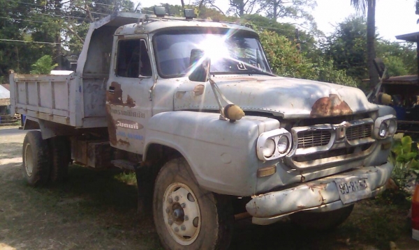 ขาย 6 ล้อดั้ม หัวยาว เครื่อง 6BD1 145 แรง