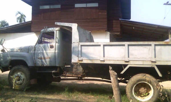 ขาย 6 ล้อดั้ม หัวยาว เครื่อง 6BD1 145 แรง