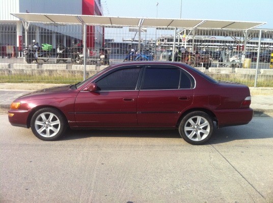 ขาย toyota สามห่วง ae 101 1600 cc auto 60000 บาท