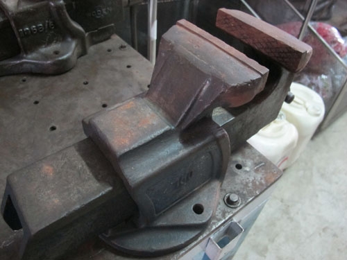 ขายปากกาเก่านอกรุ่น150ขนาด5นิ้ว เหล็กเหนียว ขายปากกาเก่านอกรุ่น150ขนาด5นิ้ว เหล็กเหนียว