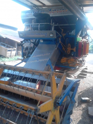 ขายรถเกี่ยวข้าวซันซัน