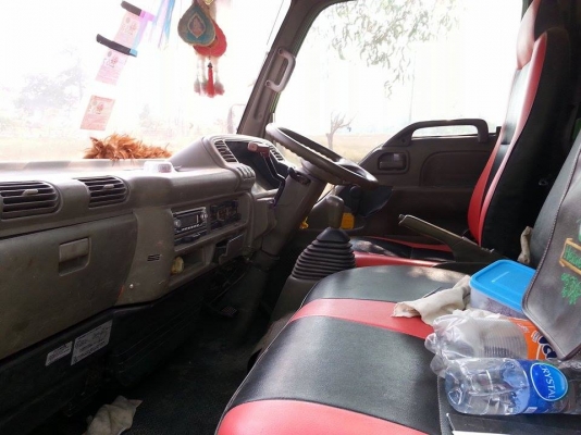 ขาย6ล้อ ดั้มISUZU NKR EURO 2 เครื่อง115แรง เครื่องดี คัชซีสวย ภายในสวย แอร์เย็น ยาง825R16 ยางดี สภาพพร้อมใช้งาน เอกสารพร้อมโอน จัดไฟแนนซ์ได้ เงื่อนไขง่ายๆวันเดียวรับรถ สนใจโทร 090-8588220คุณนะ 093-3258446บิวตี้ ID:narong498 หรือ www.truck.in.th/498 หรือfb