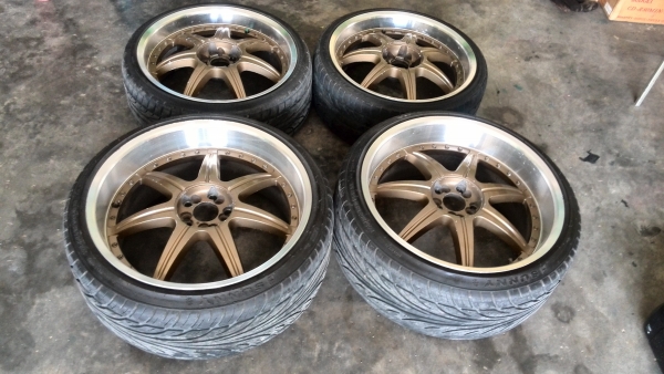 **ขายล้อ**5รู110/114..หน้า19กว้าง8.5 หลัง20กว้าง11  17000