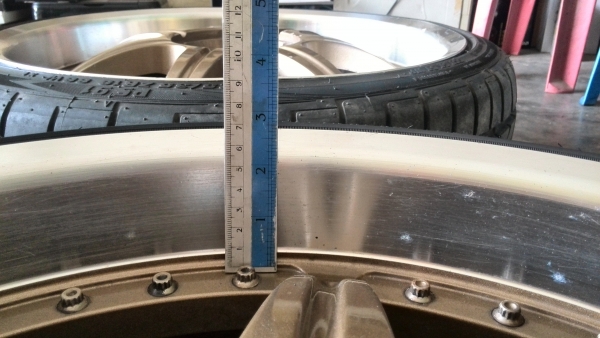 **ขายล้อ**5รู110/114..หน้า19กว้าง8.5 หลัง20กว้าง11  17000