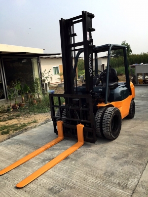 ขายถูก TOYOTA 7FD25 รถนอก เก็บสภาพให้เหมือนรถใหม่