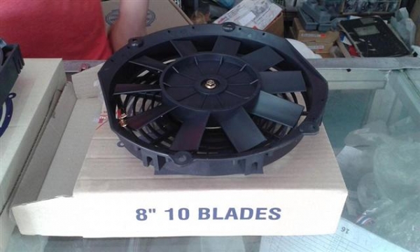 พัดลมไฟฟ้าแบบ เป่า ตามรูป (ของใหม่) พัดลมไฟฟ้าแบบ เป่า ตามรูป (ของใหม่)