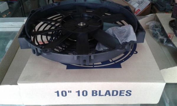 พัดลมไฟฟ้าแบบ เป่า ตามรูป (ของใหม่) พัดลมไฟฟ้าแบบ เป่า ตามรูป (ของใหม่)