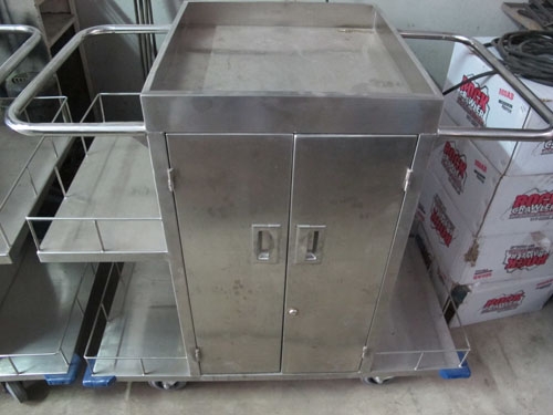 ขายรถเข็นแสตนเลสใหม่ๆสำหรับภัตตาคารและร้านอาหาร