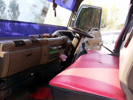 ขาย6ล้อ ดั้มISUZU NKR EURO 2 เครื่อง110แรง เฟืองท้ายใหญ่ เกียร์ร็อก เครื่องดี คัชซีสวย ภายในสวย แอร์เย็น ยาง825R16 ยางดี สภาพพร้อมใช้งาน เอกสารพร้อมโอน จัดไฟแนนซ์ได้ เงื่อนไขง่ายๆวันเดียวรับรถ สนใจโทร 090-8588220คุณนะ 093-3258446บิวตี้ ID:narong498 หรือ w