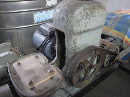 ขายเครื่องเจียรพลอยของเก่าแท้ใช้งานได้ดีมากของหายาก