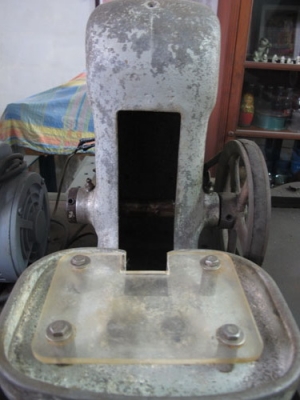 ขายเครื่องเจียรพลอยของเก่าแท้ใช้งานได้ดีมากของหายาก ขายเครื่องเจียรพลอยของเก่าแท้ใช้งานได้ดีมากของหายาก