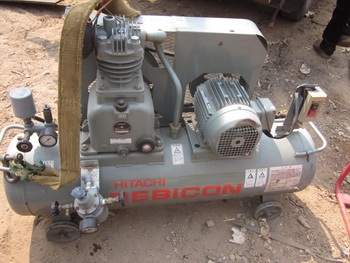 ขาย - เครื่องปั๊มลม HITACHI: 15P-9.5 VA 6 มอเตอร์ไฟฟ้า มือสองญี่ปุ่นแท้ สภาพสวย พร้อมใช้งาน ขาย - เครื่องปั๊มลม HITACHI: 15P-9.5 VA 6 มอเตอร์ไฟฟ้า มือสองญี่ปุ่นแท้ สภาพสวย พร้อมใช้งาน