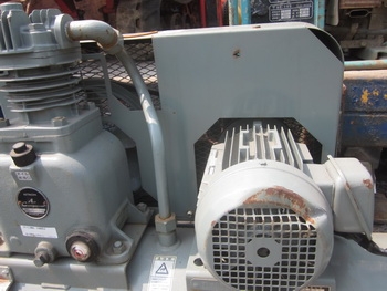 ขาย - เครื่องปั๊มลม HITACHI: 15P-9.5 VA 6 มอเตอร์ไฟฟ้า มือสองญี่ปุ่นแท้ สภาพสวย พร้อมใช้งาน ขาย - เครื่องปั๊มลม HITACHI: 15P-9.5 VA 6 มอเตอร์ไฟฟ้า มือสองญี่ปุ่นแท้ สภาพสวย พร้อมใช้งาน