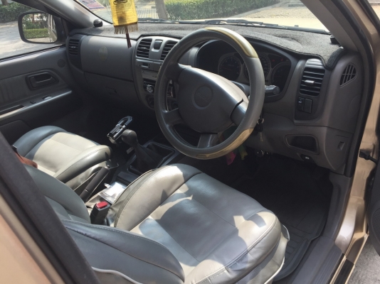 ขายD-MAX 4 ประตู ปี05 มือเดียวป้ายแดงครับ