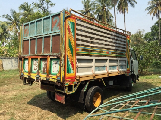 ขาย 6 ล้อดั้มเกษตร 777 เครื่อง 117 แรง สภาพสวยพร้อม