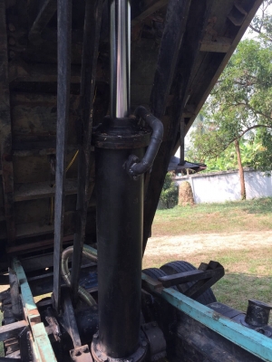 ขาย 6 ล้อดั้มเกษตร 777 เครื่อง 117 แรง สภาพสวยพร้อม