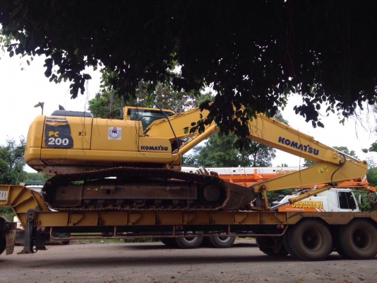 ขายด่วน KOMATSU PC200-8 ไมล์ 6,XXXชม.