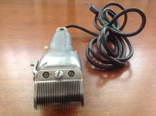 ขายปัตตาเลี่ยน VINTAGE WAHL ระบบไฟฟ้า 110 V (ใช้กับหม้อแปลงไฟ 110 V)