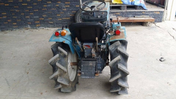 รถไถพรวนดินนั่งขับ MITSUBISHI 15 แรง เก่าญี่ปุ่น เพลาเดียว เครื่องยนต์ดีเซล สภาพพร้อมใช้งาน รถไถพรวนดินนั่งขับ MITSUBISHI 15 แรง เก่าญี่ปุ่น เพลาเดียว เครื่องยนต์ดีเซล สภาพพร้อมใช้งาน