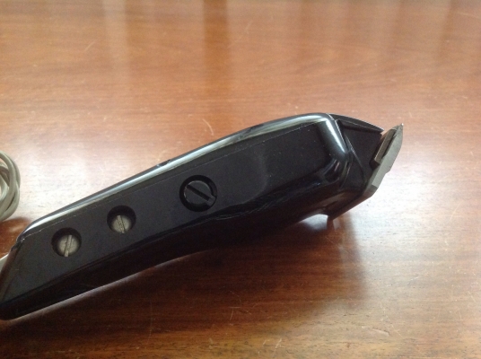 ขายปัตตาเลี่ยน VINTAGE WAHL ใช้ระบบไฟ 110 V (ใช้กับหม้อแปลงไฟ 110 V)