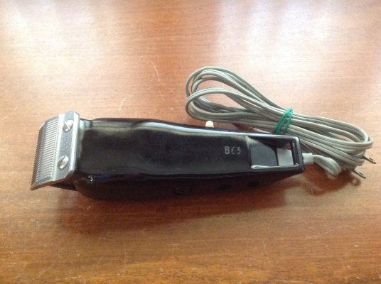 ขายปัตตาเลี่ยน VINTAGE WAHL ใช้ระบบไฟ 110 V (ใช้กับหม้อแปลงไฟ 110 V)