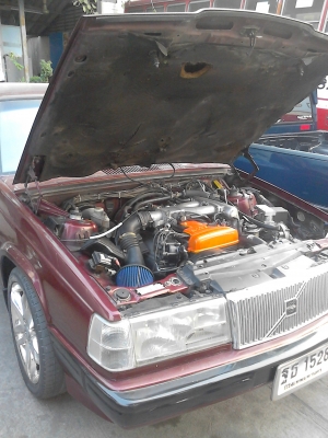 VOLVO 740 เครื่อง 1 J.  2400 cc  มี ABS. ติดแก๊ส LPG  ติดต่อ 081-427-3941