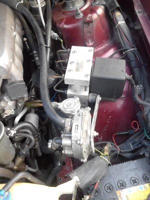 VOLVO 740 เครื่อง 1 J.  2400 cc  มี ABS. ติดแก๊ส LPG  ติดต่อ 081-427-3941