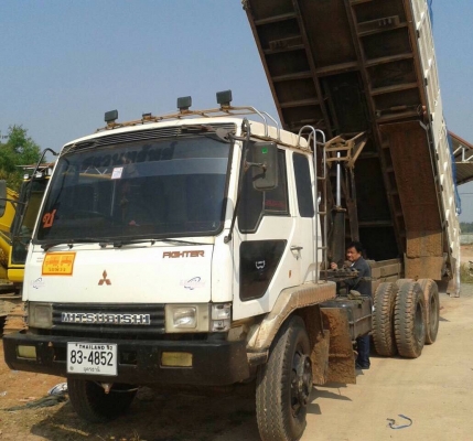 ขายสิบล้อดั้มMITSUBISHI FN527 MA-1xxxx เครื่อง6D16 195แรงสภาพพร้อมใช้งาน เครื่องเกียร์ดี เอกสารเล่มทะเบียนพร้อมโอน