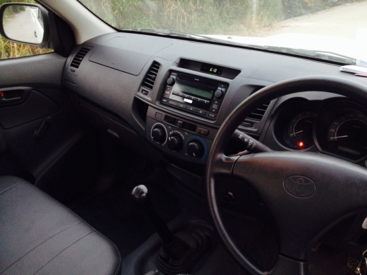 ขาย Vigoตอนเดียว2013 สีขาว แถวเมืองทอง รายละเอียดข้างในจ้า