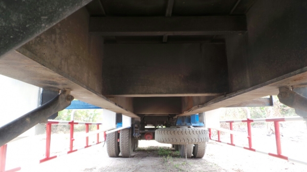 ขายด่วนหางพื้นเรียบ 3 เพลา (พนัส) - ติดต่อคุณตั้ม 081-9512529