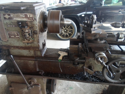 แท่นกลึง 4 ฟุต เพลาเดียว พร้อมใช้งาน ไฟบ้าน   40,000