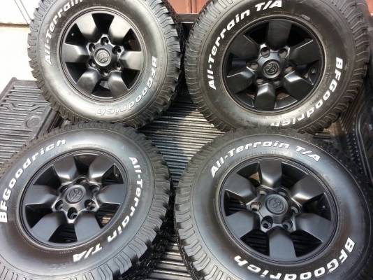 ขายยาง BF 31 พร้อมล้อ ขายยาง BF 31 พร้อมล้อ