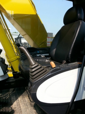 ขายรถขุด SUMITOMO SH200-5 รถนำเข้าจากญี่ปุ่น ติดต่อ081-3194528